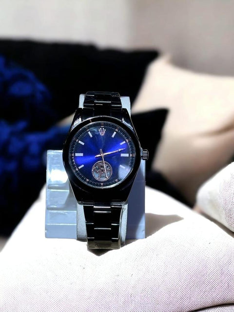 Mes's Classic Analogue Watch