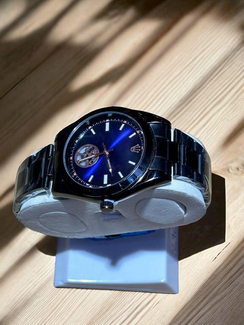 Mes's Classic Analogue Watch